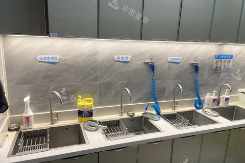 中山天使口腔医院坦洲总院消毒室图