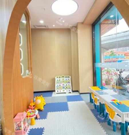 中山天使口腔儿童活动区