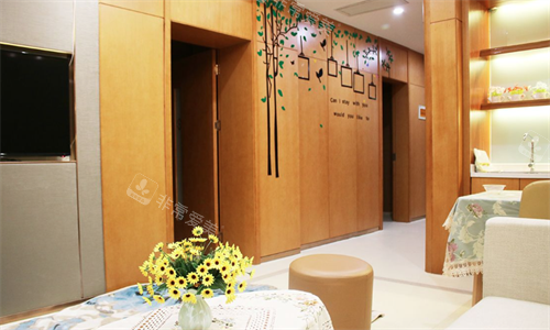 西宁现代妇产医院医美科休息区 西宁现代妇产医院医美科休息区