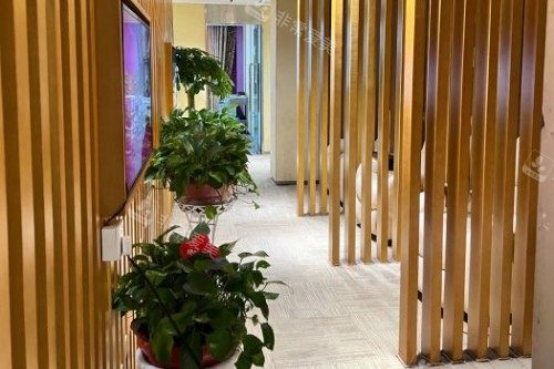 长沙艺星整形医院做隆胸整形手术非常好！艺星隆胸实例在湖南排行非常靠前！