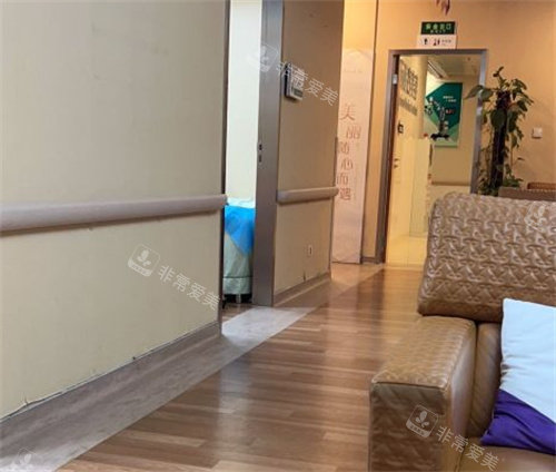 东莞台心医院植发科走廊