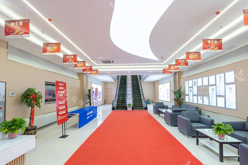 胶州麦田口腔大厅图