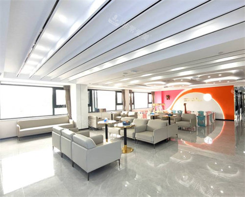 珠海绿荷口腔大厅