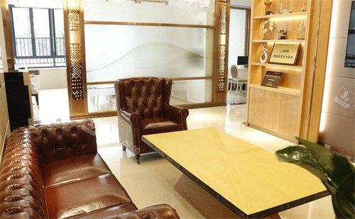 珠海暨博口腔等候区环境