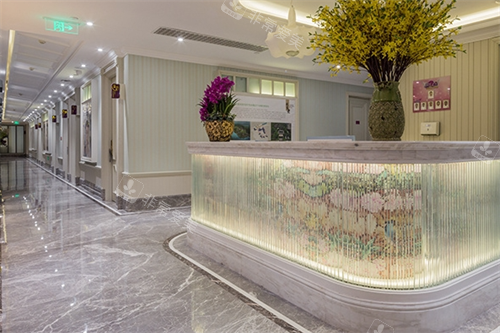 沈阳亿美齿科走廊问诊台