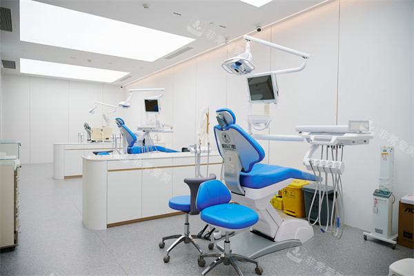 南宁柏乐口腔南湖总院治疗室环境图