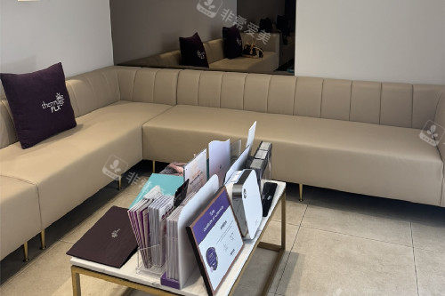 韩国美乐皮肤科候诊区 韩国美乐皮肤科候诊区