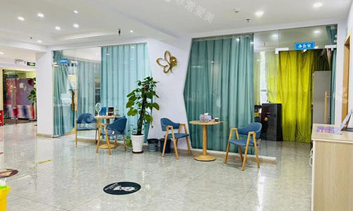 深圳素仁医疗美容大厅环境