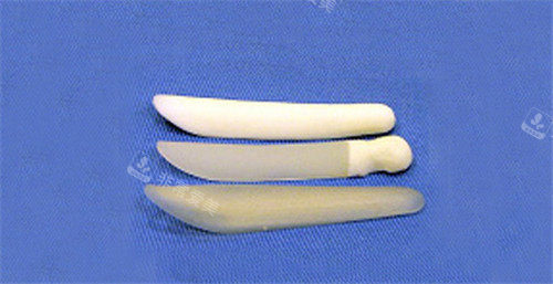 不同的隆鼻材料 不同的隆鼻材料