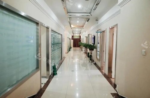 乌鲁木齐王共礼走廊