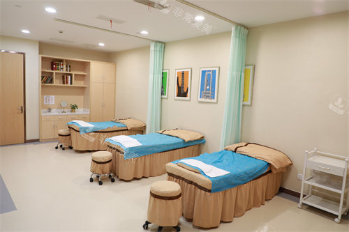 苏州康美美容治疗间