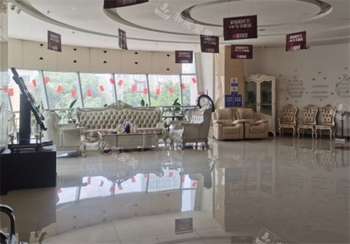 新出炉2026西宁润美整形价格表曝光！双眼皮1300+|鼻综合18800+|4800+|假体隆胸38000+...！