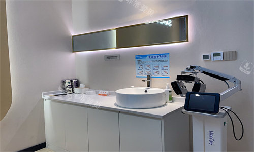 宁波星面容整形北仑院区施术间洗漱区