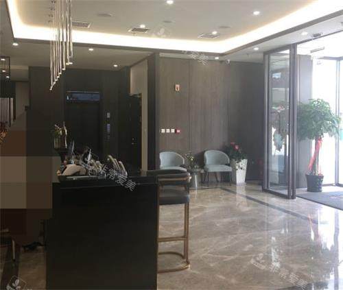 北京加减美整形内部大厅