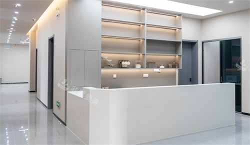 商丘瑞颜美(奥美)整形服务台