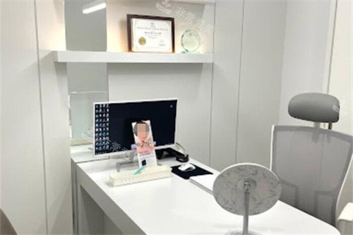 韩国just整形面诊室