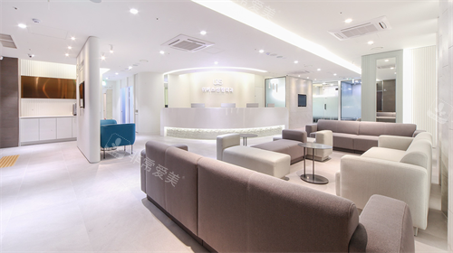 韩国uverse整形外科前台