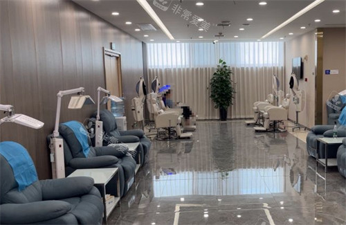 西安碧莲盛植发光疗区