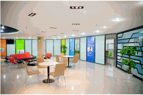 潍坊明润眼科医院候诊区