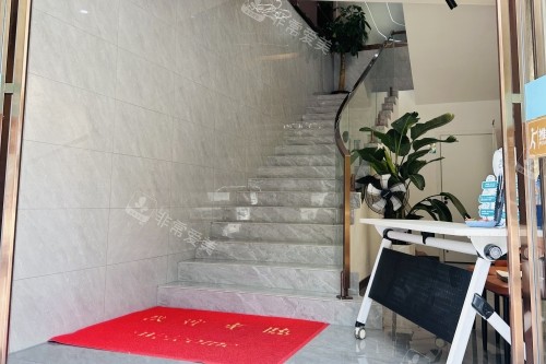 湘潭欢笑口腔进门