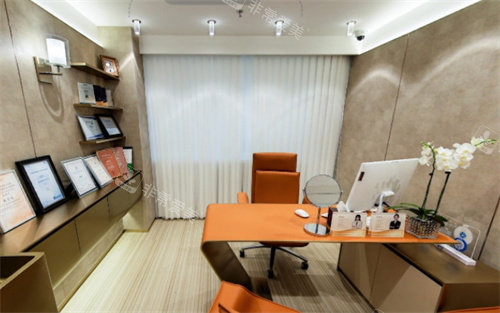 杭州艺星医疗美容医生公办环境