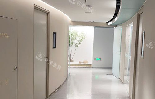 杭州艺星整形走廊环境图