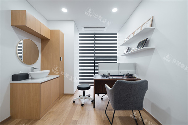 韩国济州岛NowMedi医院面诊室环境一角