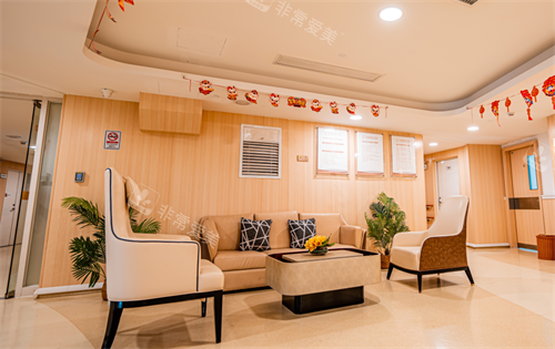 廣州番大中醫(yī)院等候區(qū)