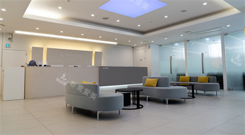 韓國VSline皮膚科狎歐亭店前臺(tái)