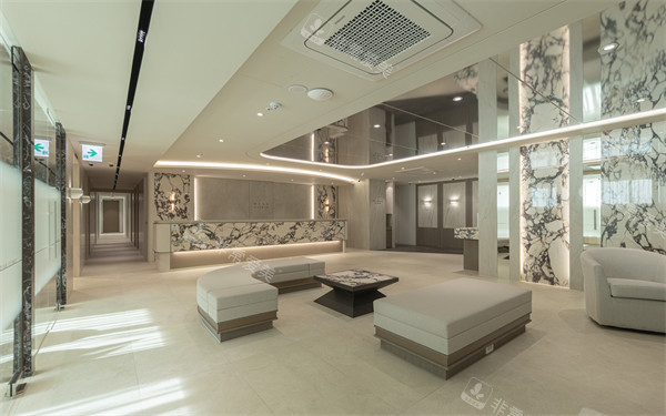 韩国DIAR皮肤科的大厅环境图等待区环境一角