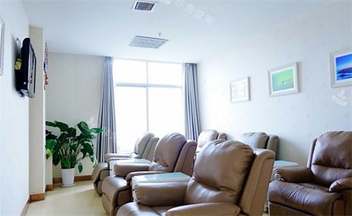 青岛诺德医疗美容等待区