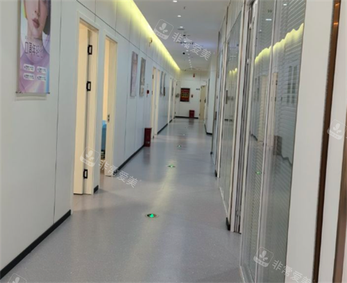 贵阳东序华榕序整形过道区