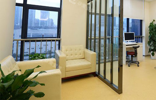 重庆拜博口腔牙齿治疗等候区