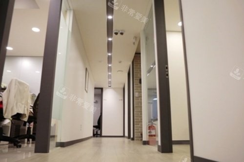 韩国普罗菲耳整形外科走廊