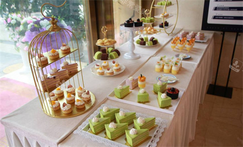 昆明梦想整形医疗美容医院甜品区