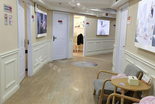 佛山梦露医疗美容走廊环境图