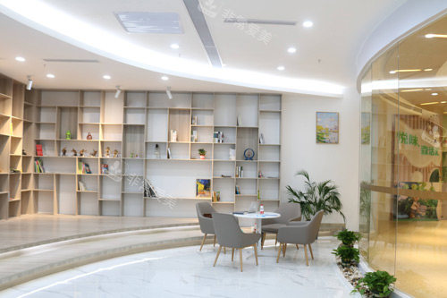 佛山好佰年口腔休息区图