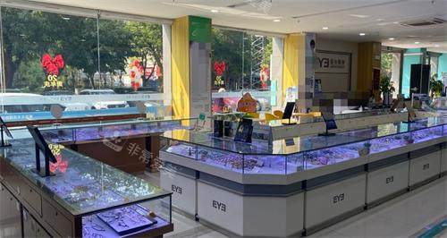 柳州爱尔眼科配镜区