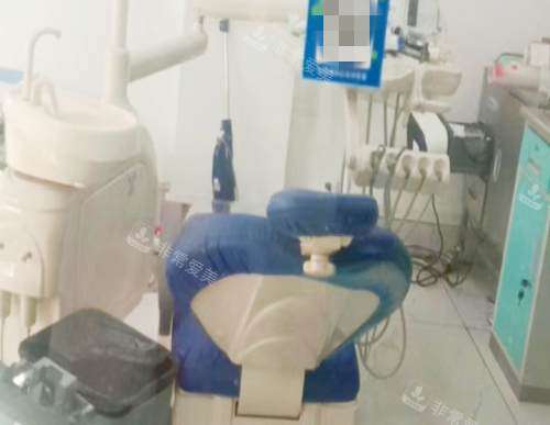 武汉友芝怡口腔诊所治疗室