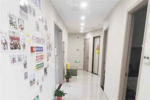 诸暨佳兴口腔走廊环境