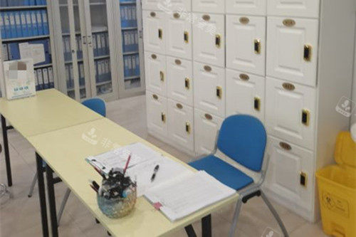 成都华厦眼科服务区环境