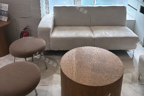 韓國faceline整形醫(yī)院休息區(qū)