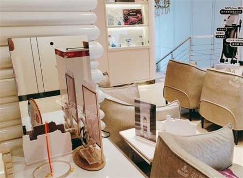 沈陽名流整形休息區(qū)一角