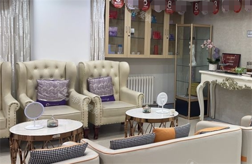 沈阳美莱医疗美容怎么样？连锁老牌正规医美，眼鼻胸吸脂全覆盖，靠谱不踩坑