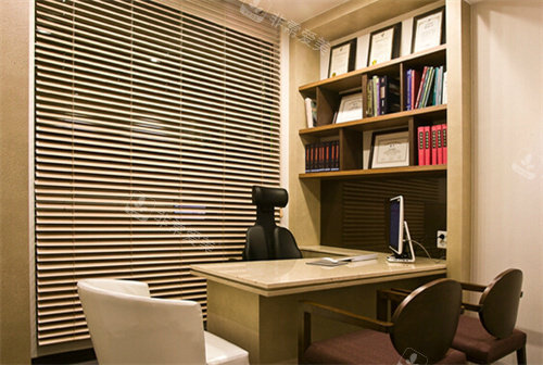 韩国JW整形面诊室