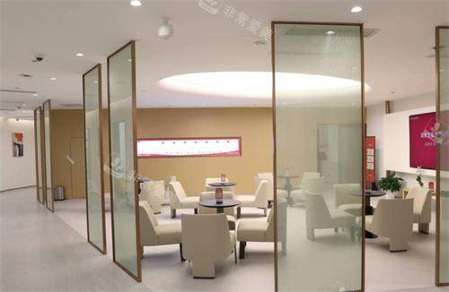 重庆艺星整形医院环境图