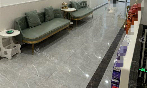 深圳福雅医疗美容走廊休息区