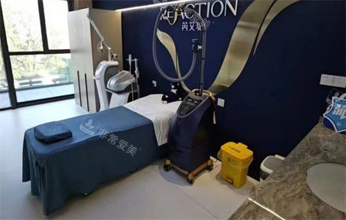 扬州安与医疗美容门诊部治疗室