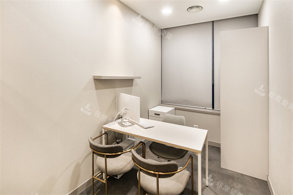 韩国桔艺菲Jfeel皮肤科弘大店面诊室