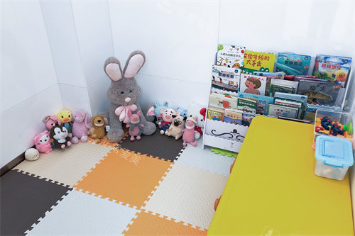 武汉郎歌口腔儿童游乐区